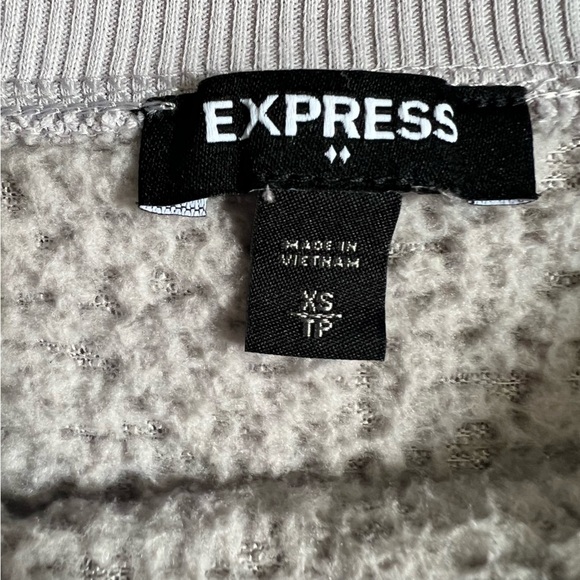 EXPRESS LIGHT PURPLE SHERPA CROPPED CREWNECK SWEATSHIRT SIZE XS - Picture 4 of 6